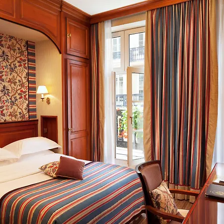 Horset Opera, Western Premier Collection Hotel 4*