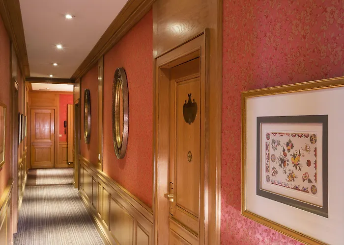 オテル オルセ オペラ ベスト ウェスタン プレミア コレクション 4* パリ