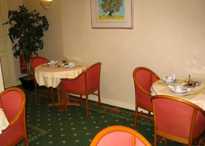 ホテル オテル オルセ オペラ ベスト ウェスタン プレミア コレクション パリ