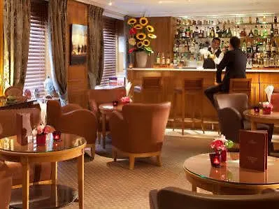 ホテル オテル オルセ オペラ ベスト ウェスタン プレミア コレクション