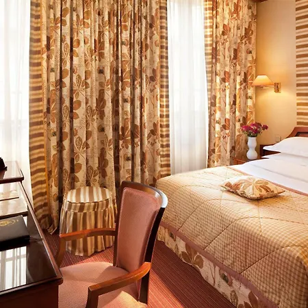 Horset Opera, Western Premier Collection 4* Paryż